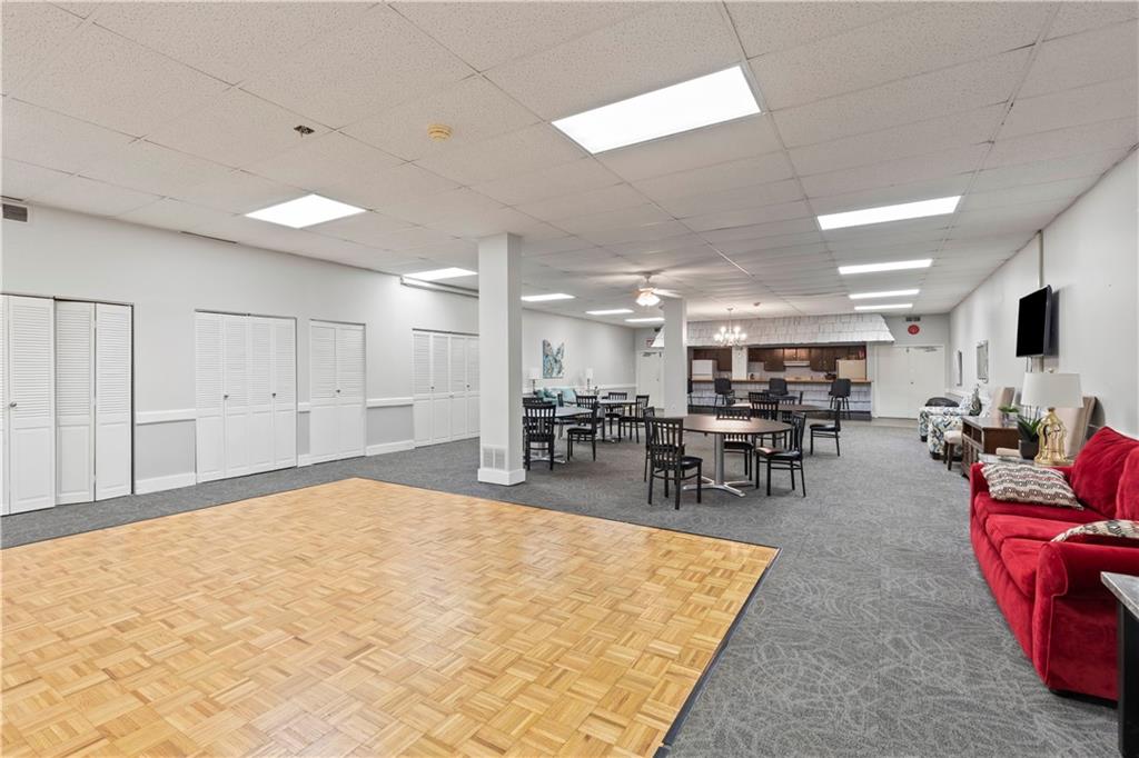 2120 Greentree Road, Unit 408E Pittsburgh, PA 15220 - Photo 26 of 30