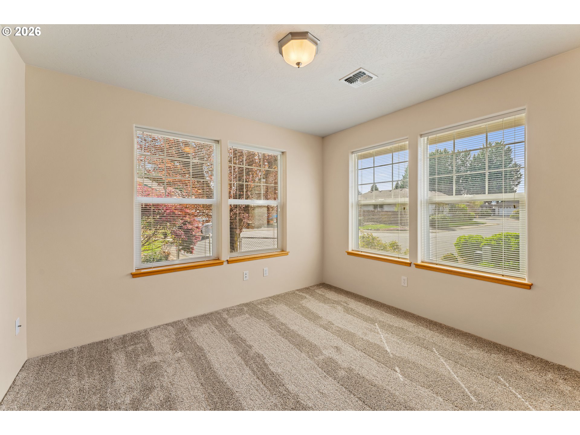 2188 Marie Drive Grants Pass, OR 97526 - Photo 20 of 27 a view of an empty room with a window