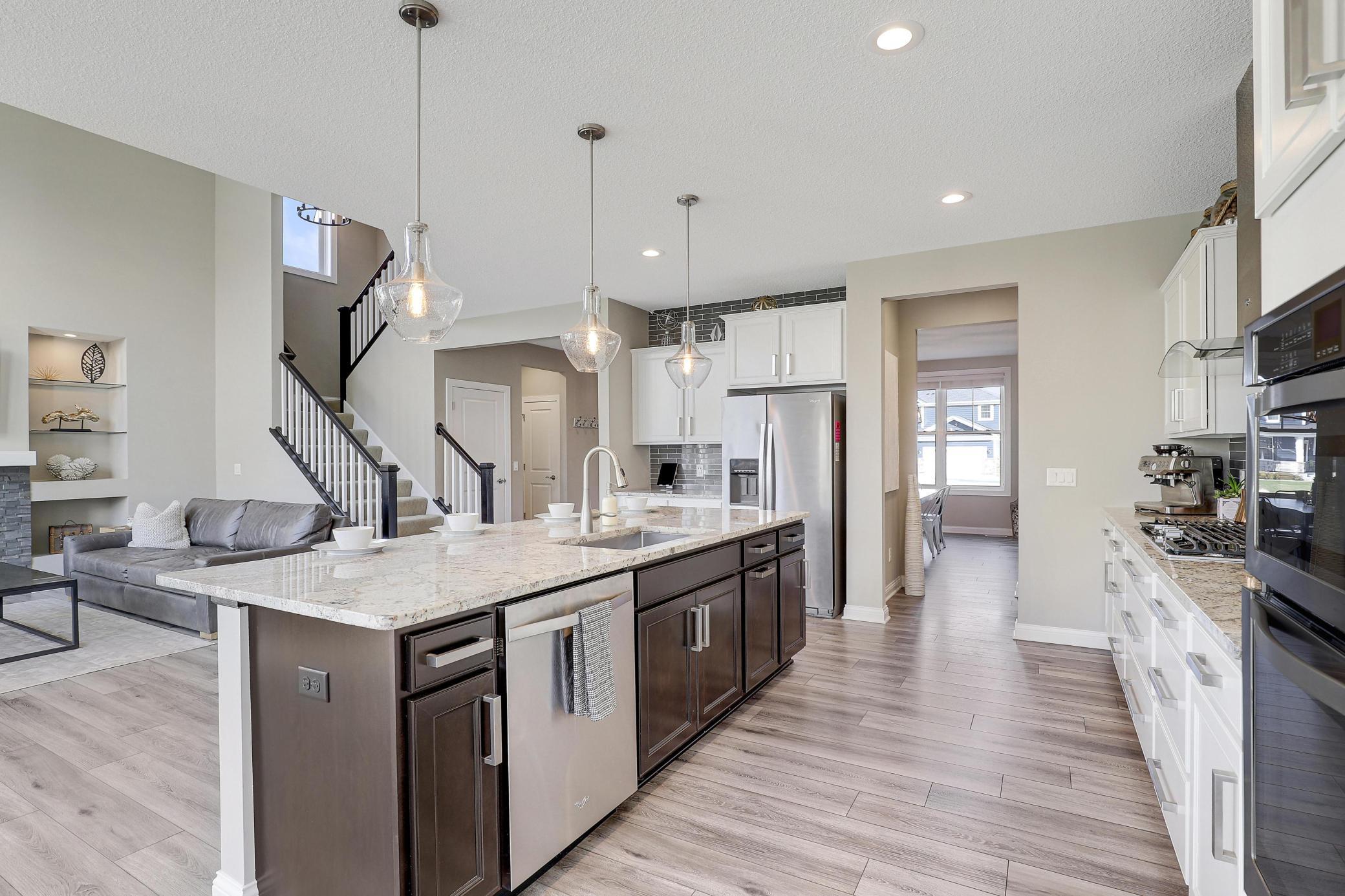 16504 Reeder Ridge Eden Prairie, MN 55347 - Photo 11 of 43 Gallery Image 11