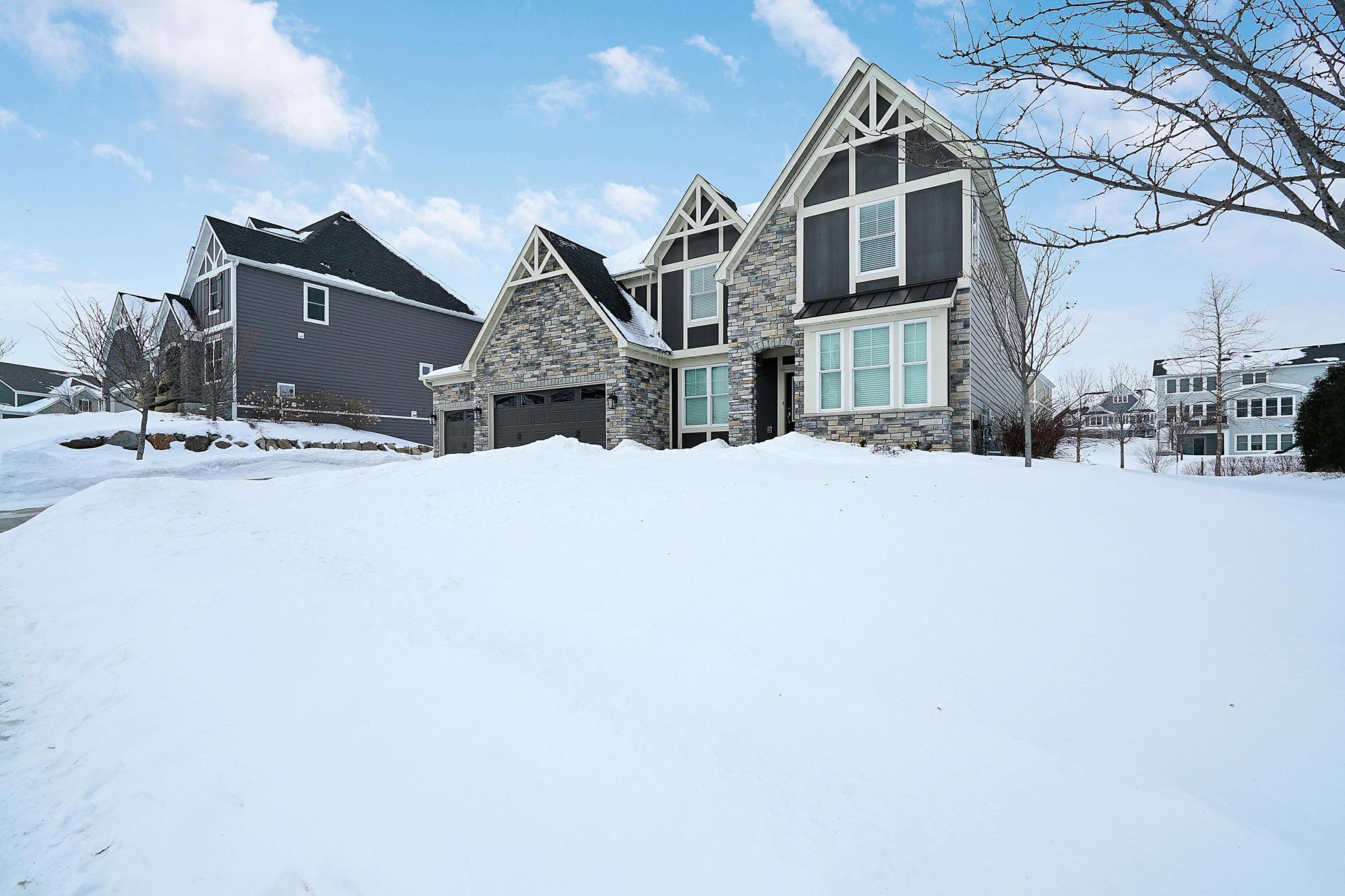 16504 Reeder Ridge Eden Prairie, MN 55347 - Photo 3 of 43 Gallery Image 3