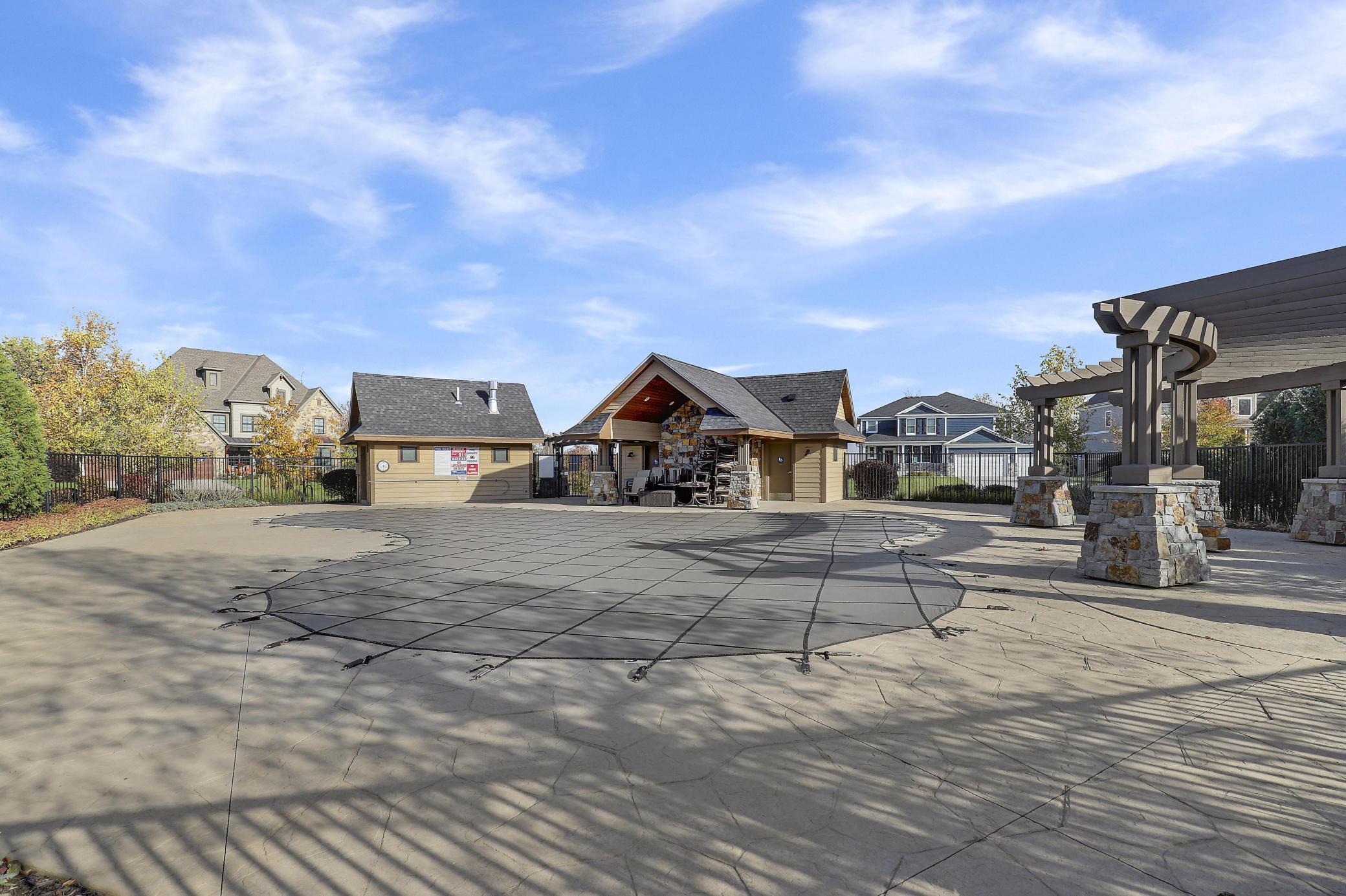16504 Reeder Ridge Eden Prairie, MN 55347 - Photo 39 of 43 Gallery Image 39