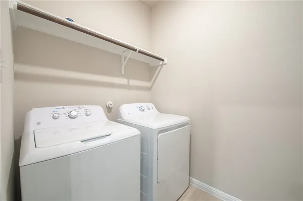 $2,100 | 6400 Wolf Pack Drive, Pflugerville, TX 78660