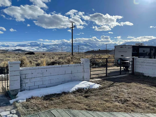 $315,000 | 80 South Tamarack Drive, Unit 5, Bridgeport, CA 93517