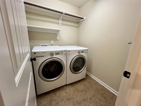 $2,250 | 22407 Stonebridge Crossing Lane, Tomball, TX 77375