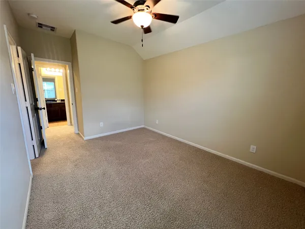 $2,250 | 22407 Stonebridge Crossing Lane, Tomball, TX 77375