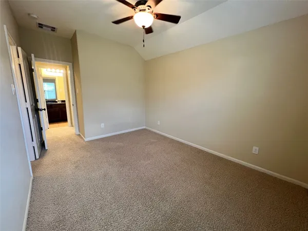 $2,200 | 22407 Stonebridge Crossing Lane, Tomball, TX 77375