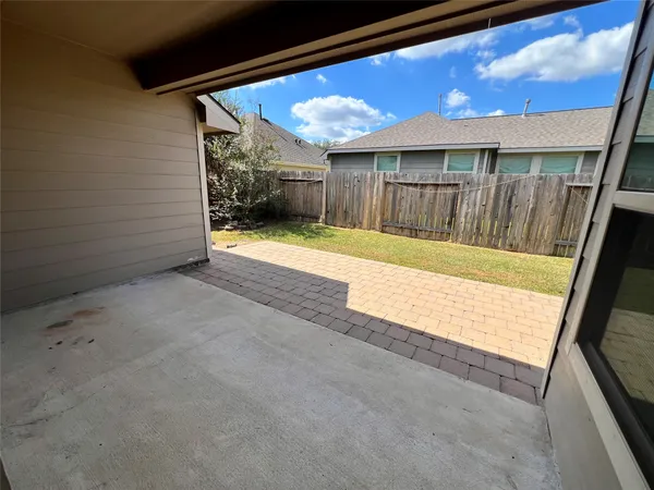$2,250 | 22407 Stonebridge Crossing Lane, Tomball, TX 77375