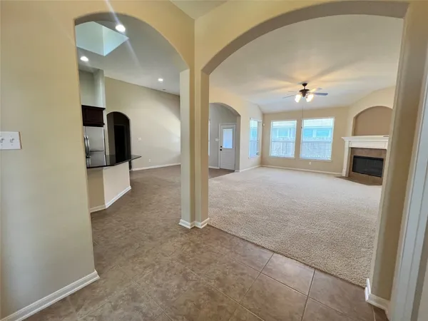 $2,200 | 22407 Stonebridge Crossing Lane, Tomball, TX 77375