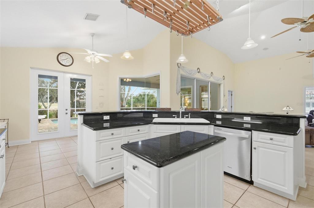 4 Chinier Street Palm Coast, FL 32137 - Photo 12 of 68