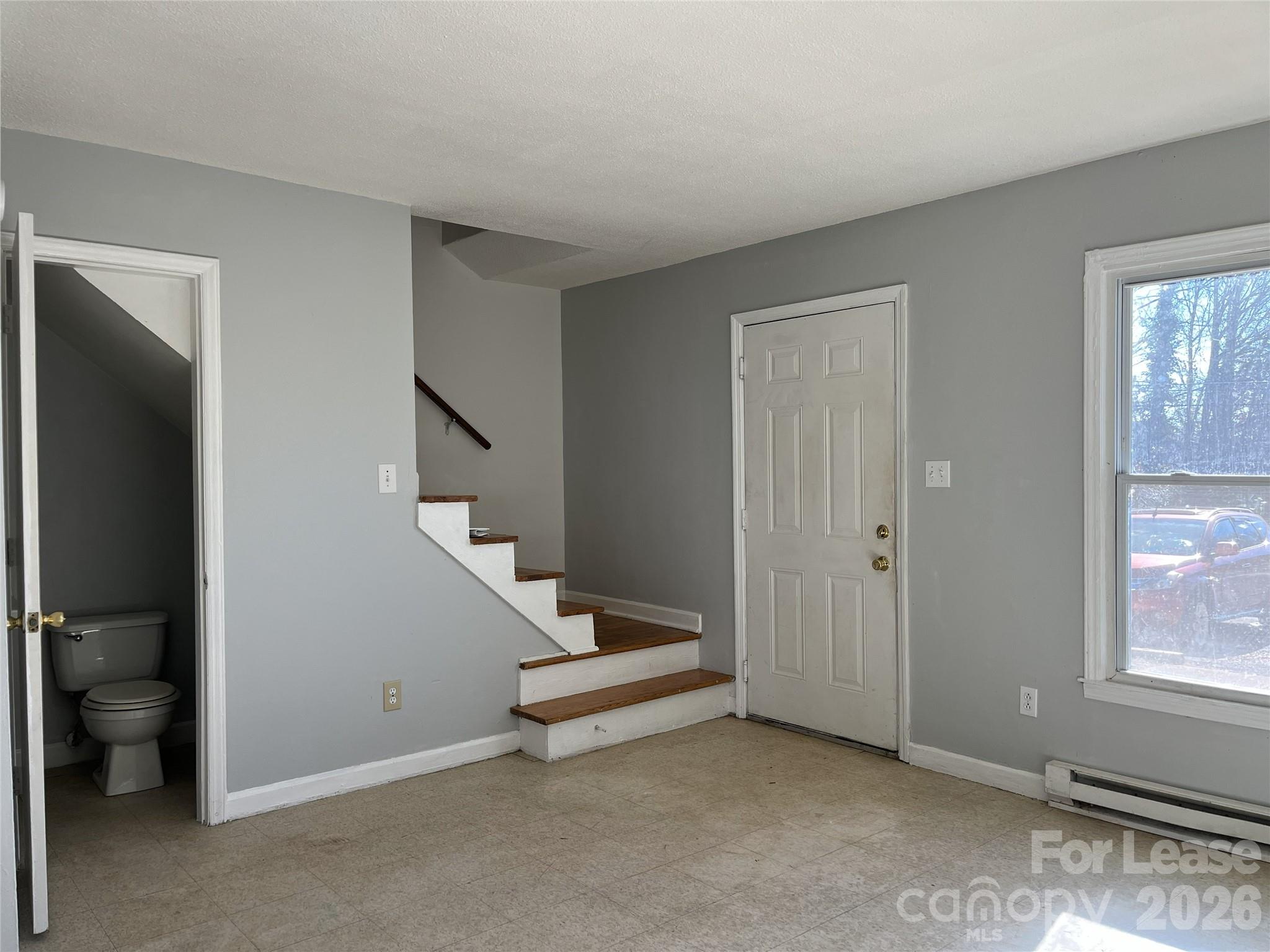 2667 Dr Carver Road, Unit 3 Charlotte, NC 28208 - Photo 2 of 9