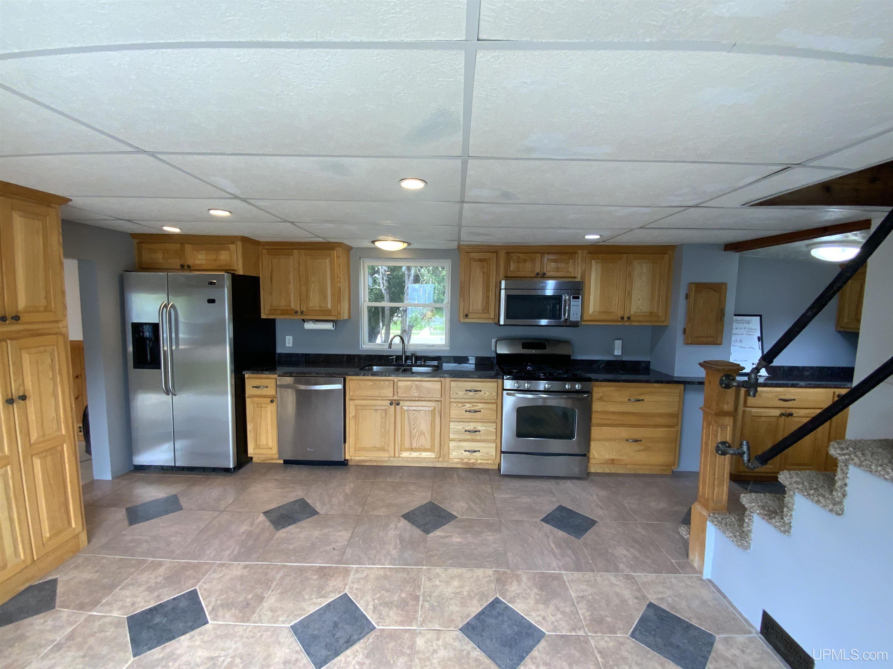 604 Carr Street Negaunee, MI 49866 - Photo 9 of 43