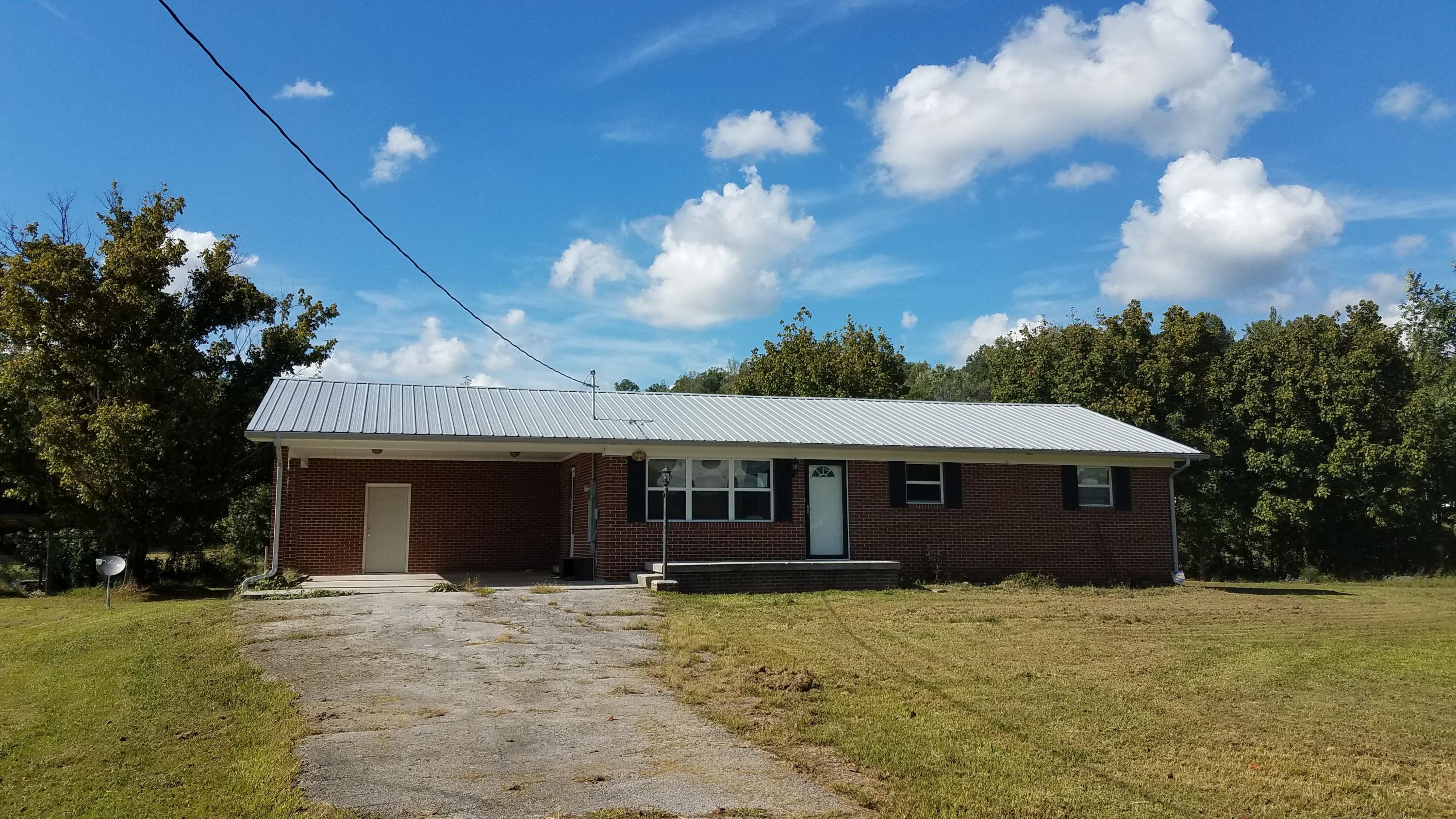 1723 Fairview Road Oliver Springs, TN 37840 - Photo 1 of 21 20180912_162633