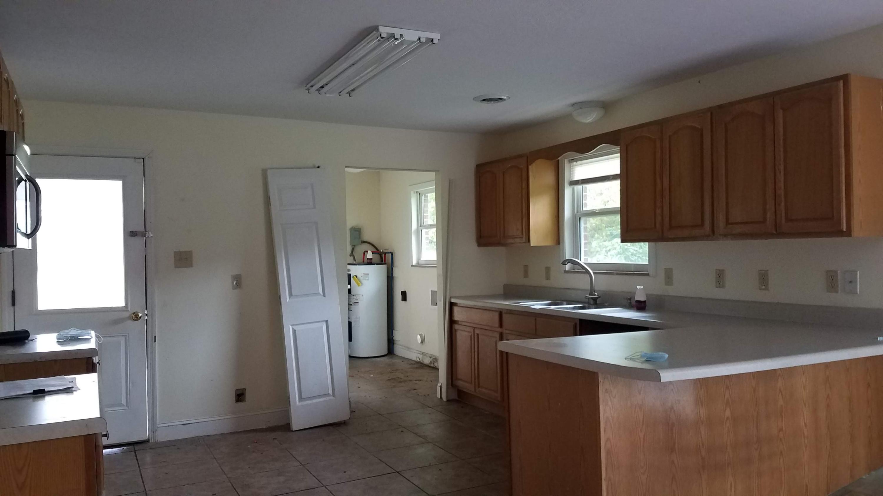 1723 Fairview Road Oliver Springs, TN 37840 - Photo 18 of 21 20180925_102600