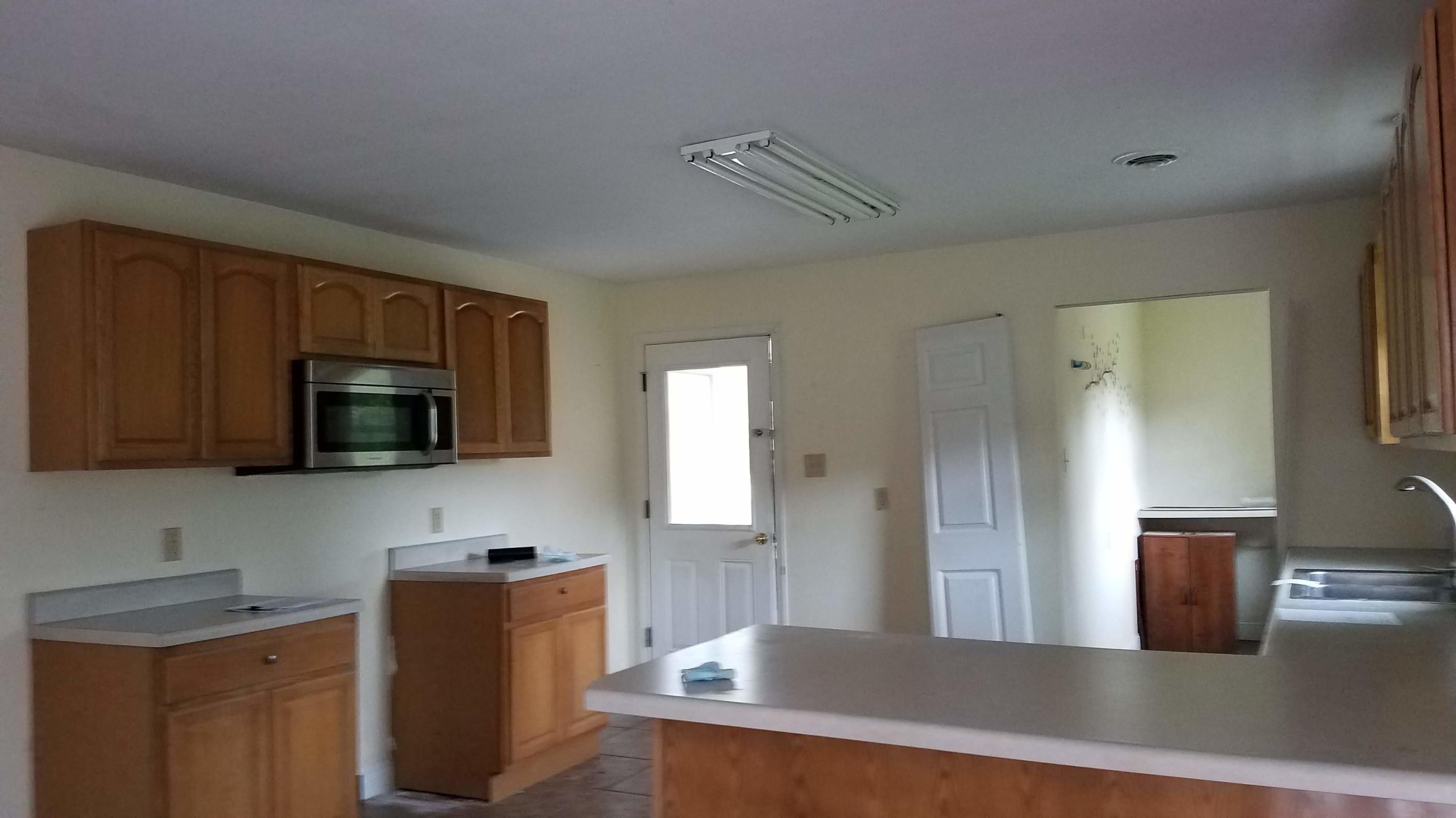 1723 Fairview Road Oliver Springs, TN 37840 - Photo 3 of 21 20180925_102553