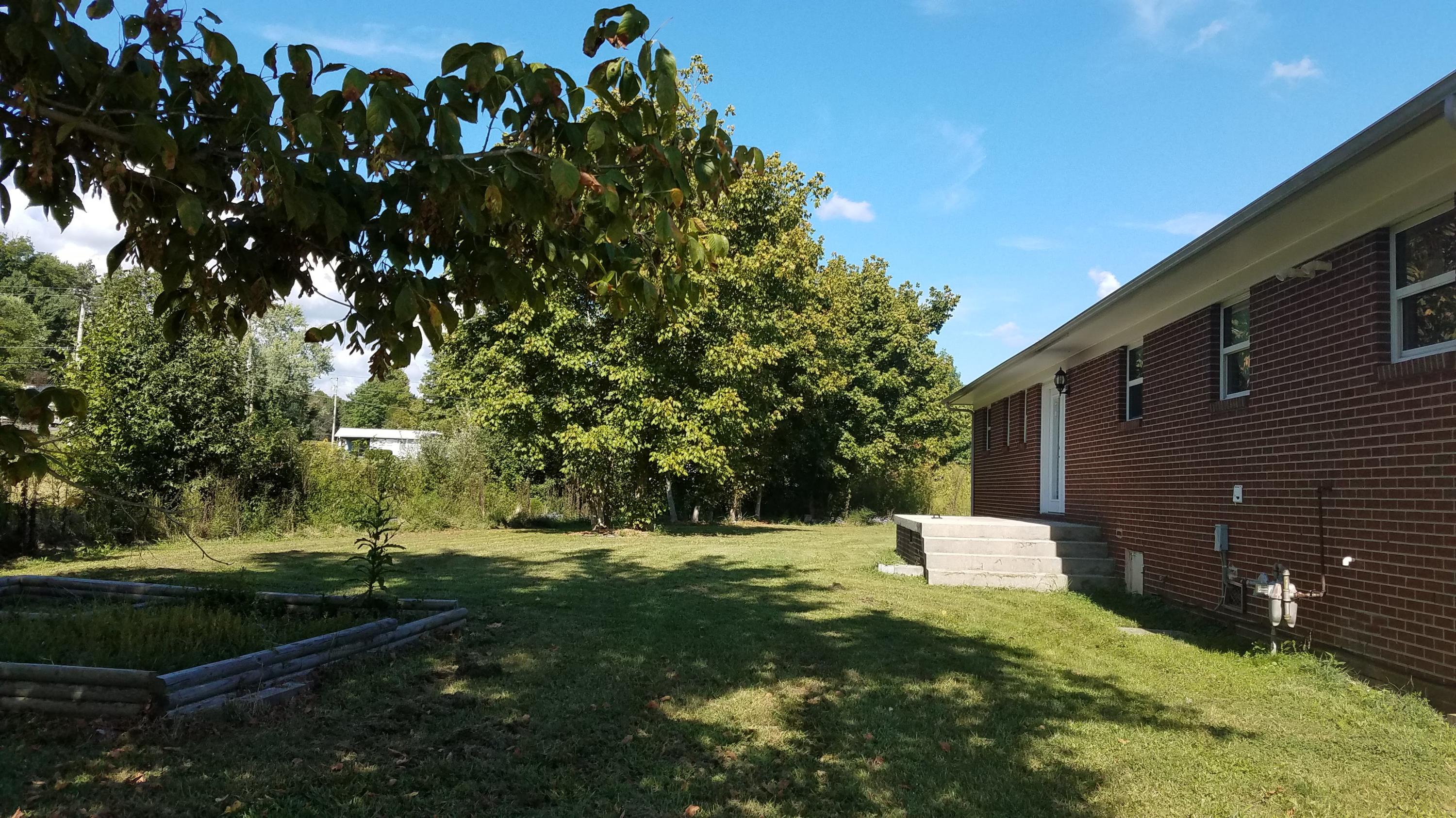 1723 Fairview Road Oliver Springs, TN 37840 - Photo 4 of 21 20180912_162853