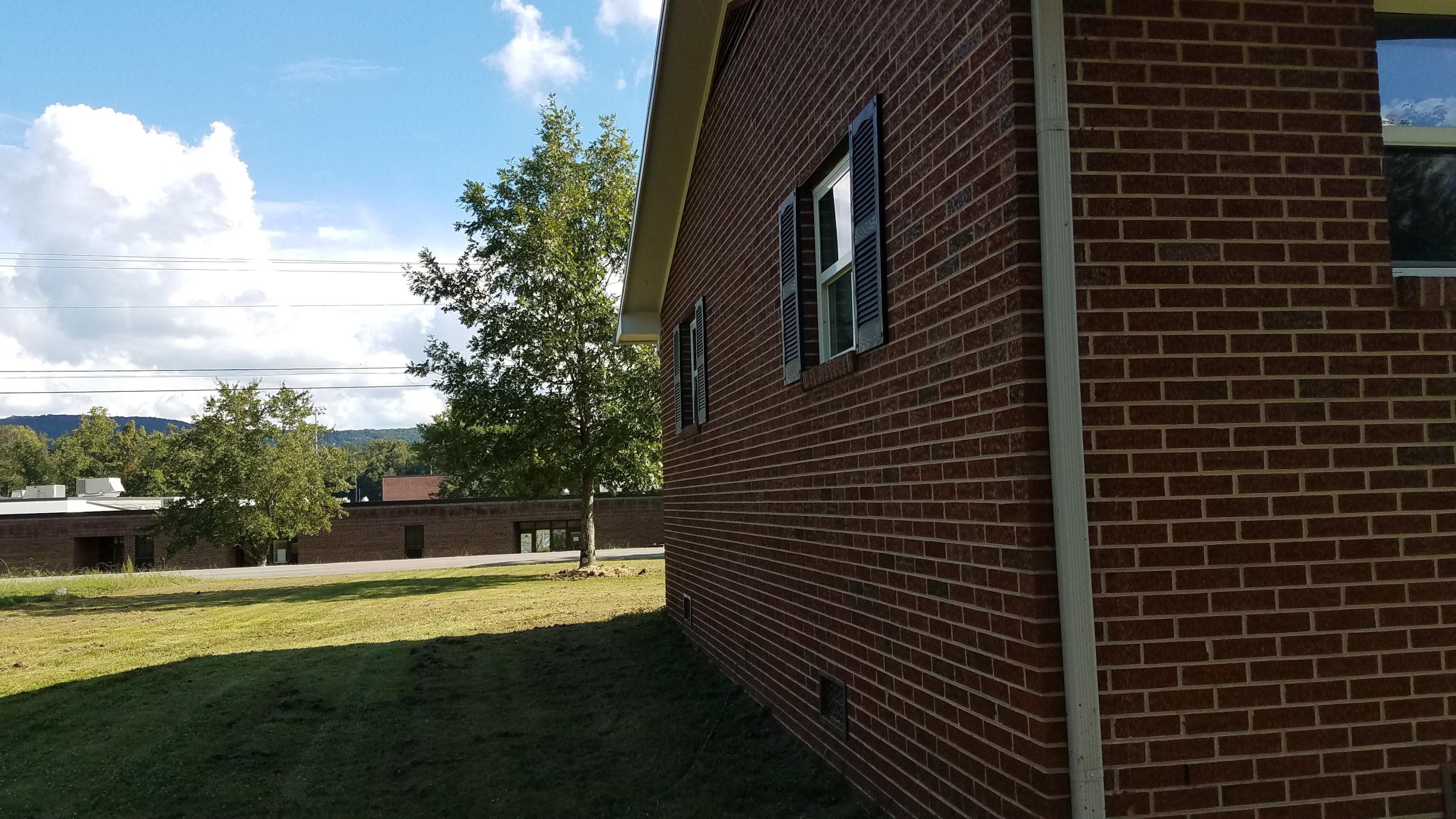 1723 Fairview Road Oliver Springs, TN 37840 - Photo 5 of 21 20180912_162932