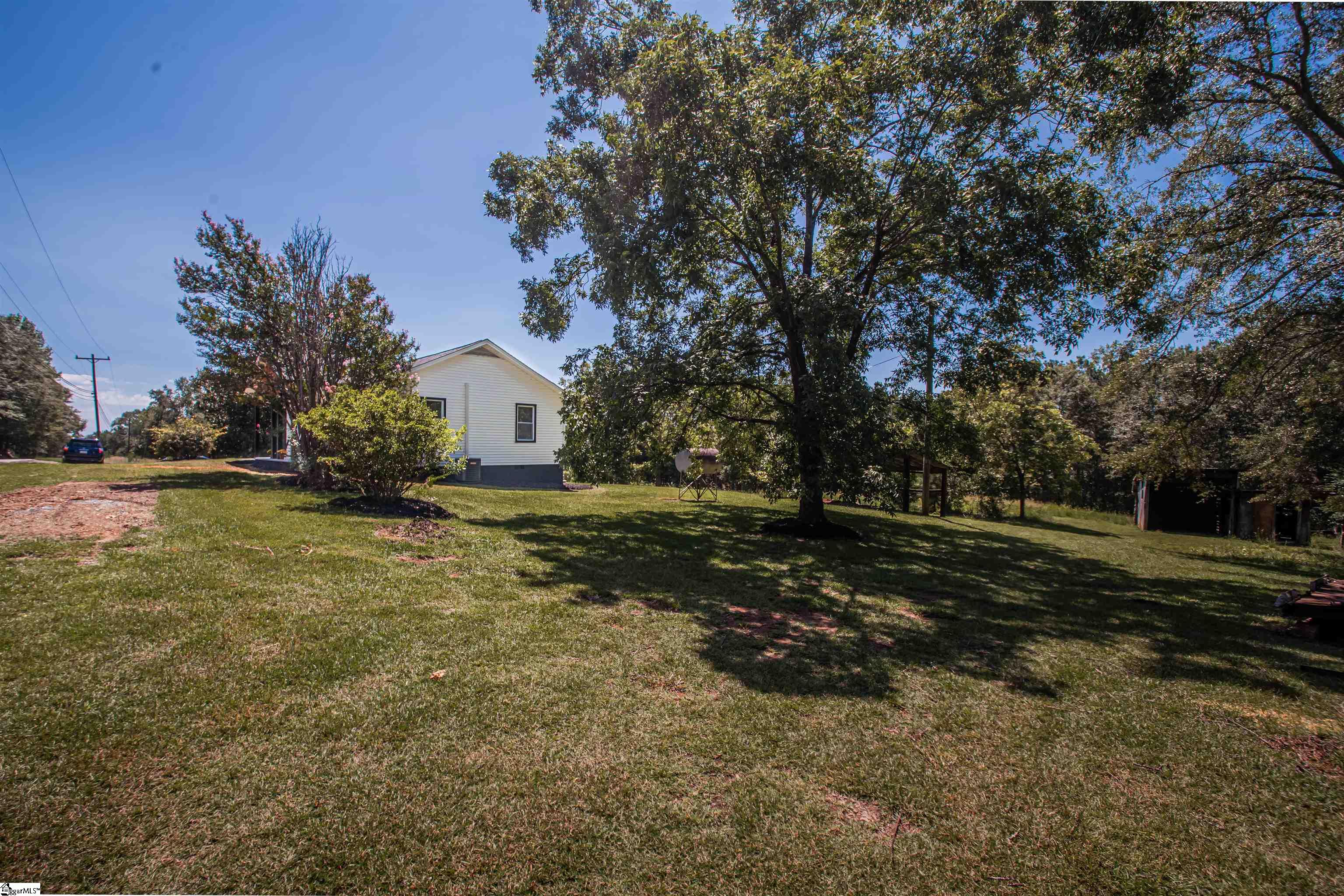248 State Rd S-39-43 Liberty, SC 29657 - Photo 7 of 36