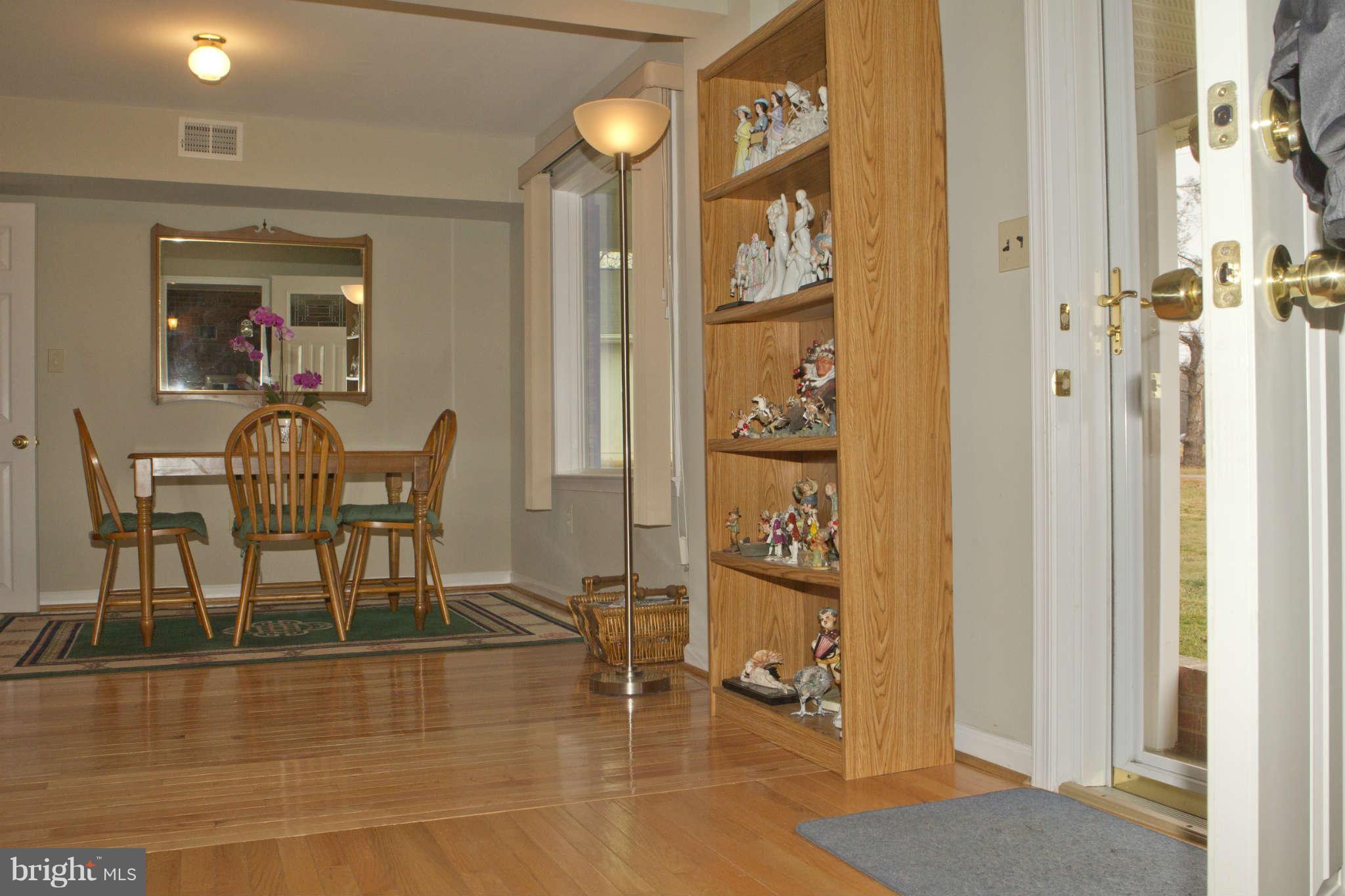 307 Brick Church Road Davidsonville, MD 21035 - Photo 6 of 30 Interior (General)