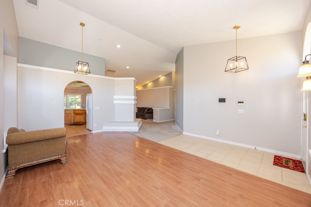 7084 Aster Road Oak Hills, CA 92344 - Photo 4 of 34 Living Room