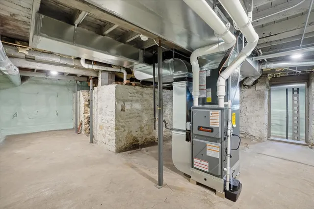 $299,900 | 1313 Elizabeth Street, Joliet, IL 60435