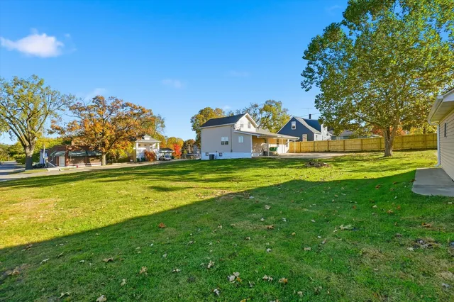 $299,900 | 1313 Elizabeth Street, Joliet, IL 60435