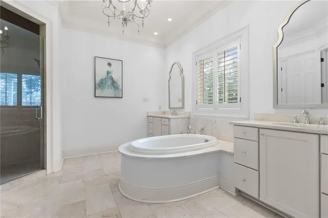 $550,000 | 2 Harbour Town Court, New Orleans, LA 70131