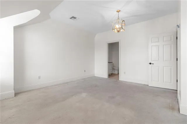 $550,000 | 2 Harbour Town Court, New Orleans, LA 70131