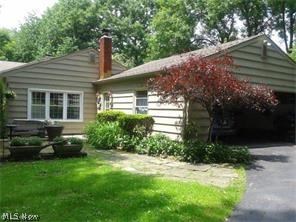 9790 Wilson Mills Road Chardon, OH 44024 - Photo 28 of 33 Welcome to your wonderfully landscaped home on a great street!