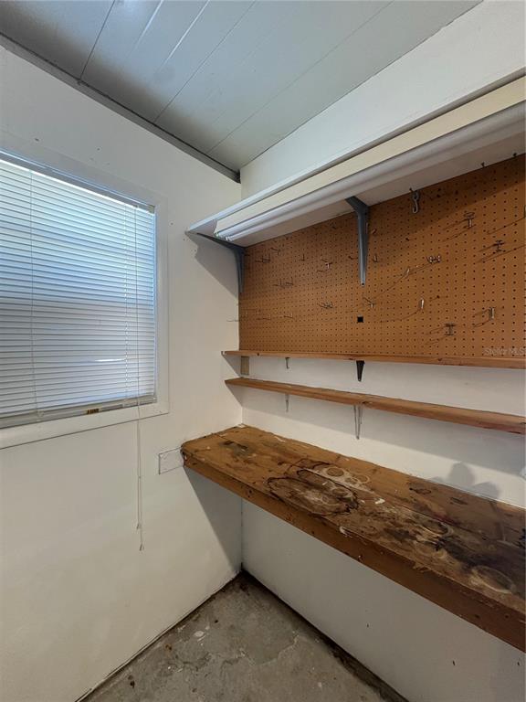 440 Denice Drive Seminole, FL 33772 - Photo 18 of 40 a room with a bed