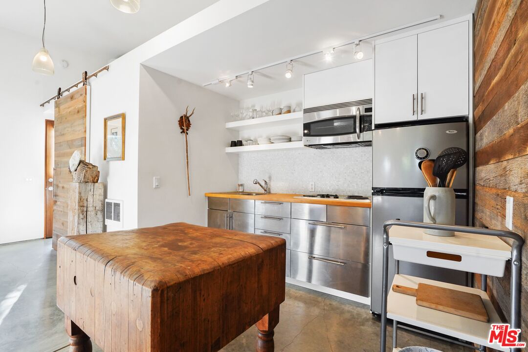 5801 Kanan Dume Road Malibu, CA 90265 - Photo 20 of 44
