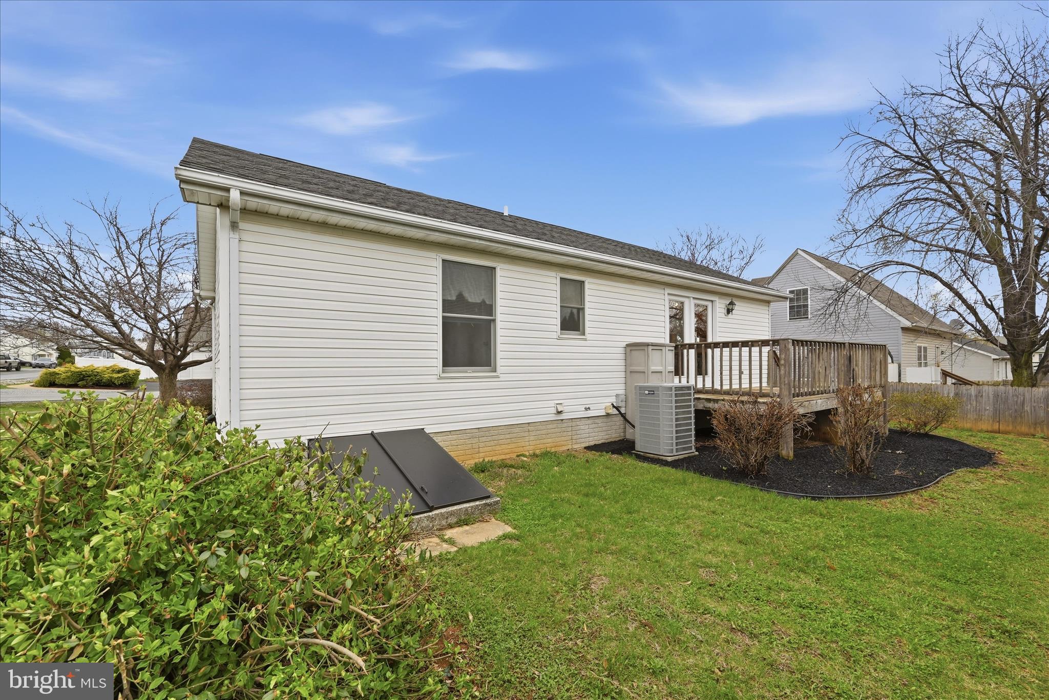 502 East 6th Avenue Ranson, WV 25438 - Photo 2 of 40 a front view of house with yard and green space