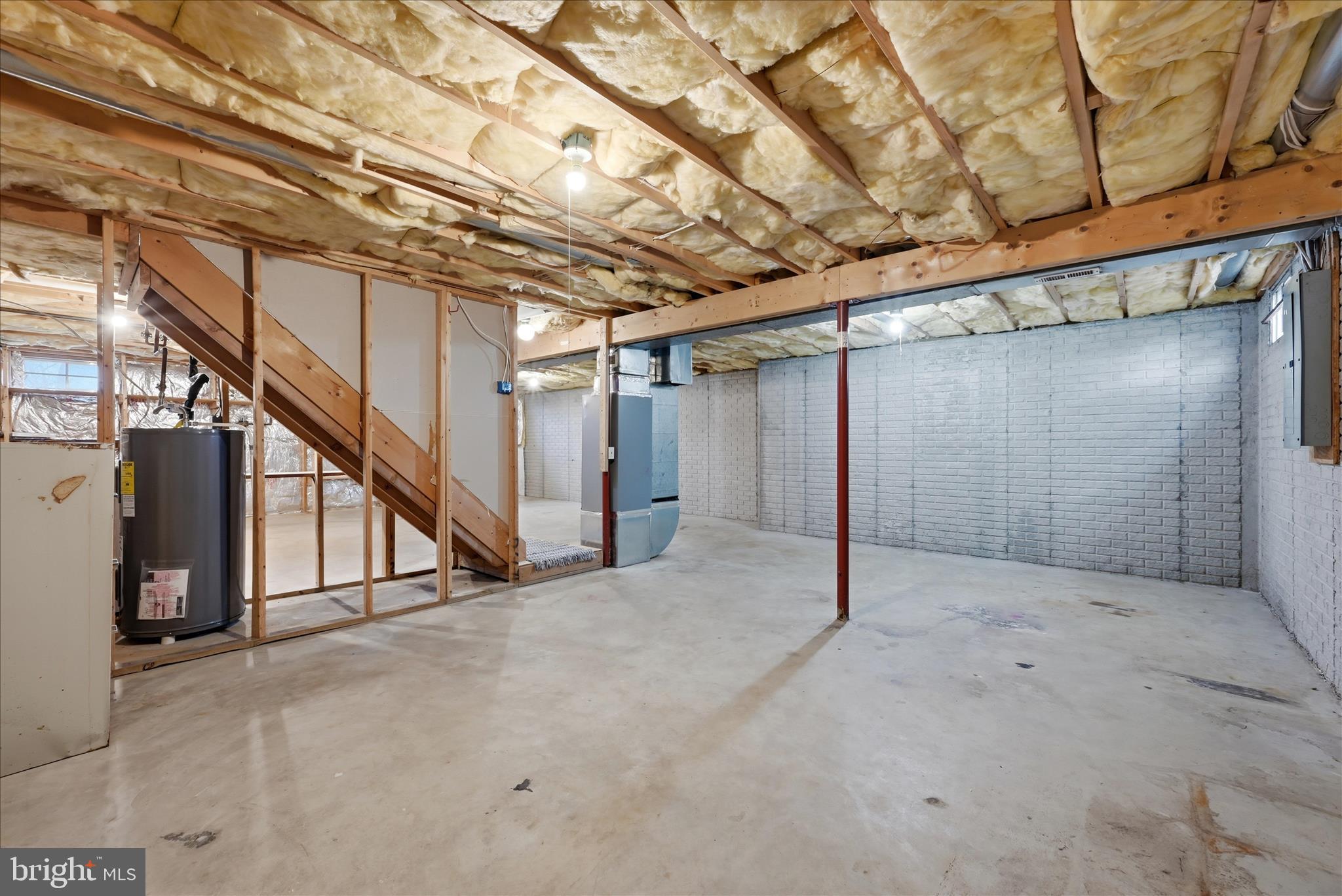 502 East 6th Avenue Ranson, WV 25438 - Photo 27 of 40 a view of an empty room