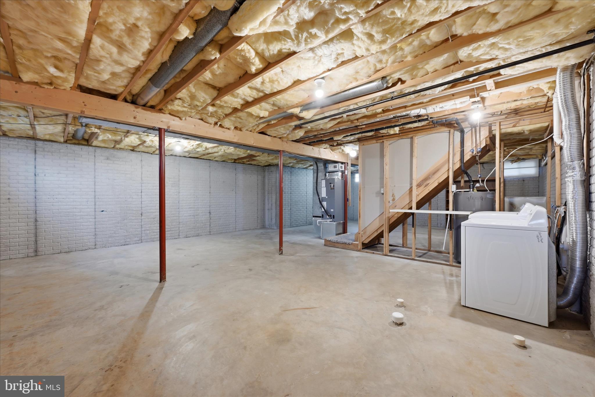 502 East 6th Avenue Ranson, WV 25438 - Photo 31 of 40 a view of an empty room