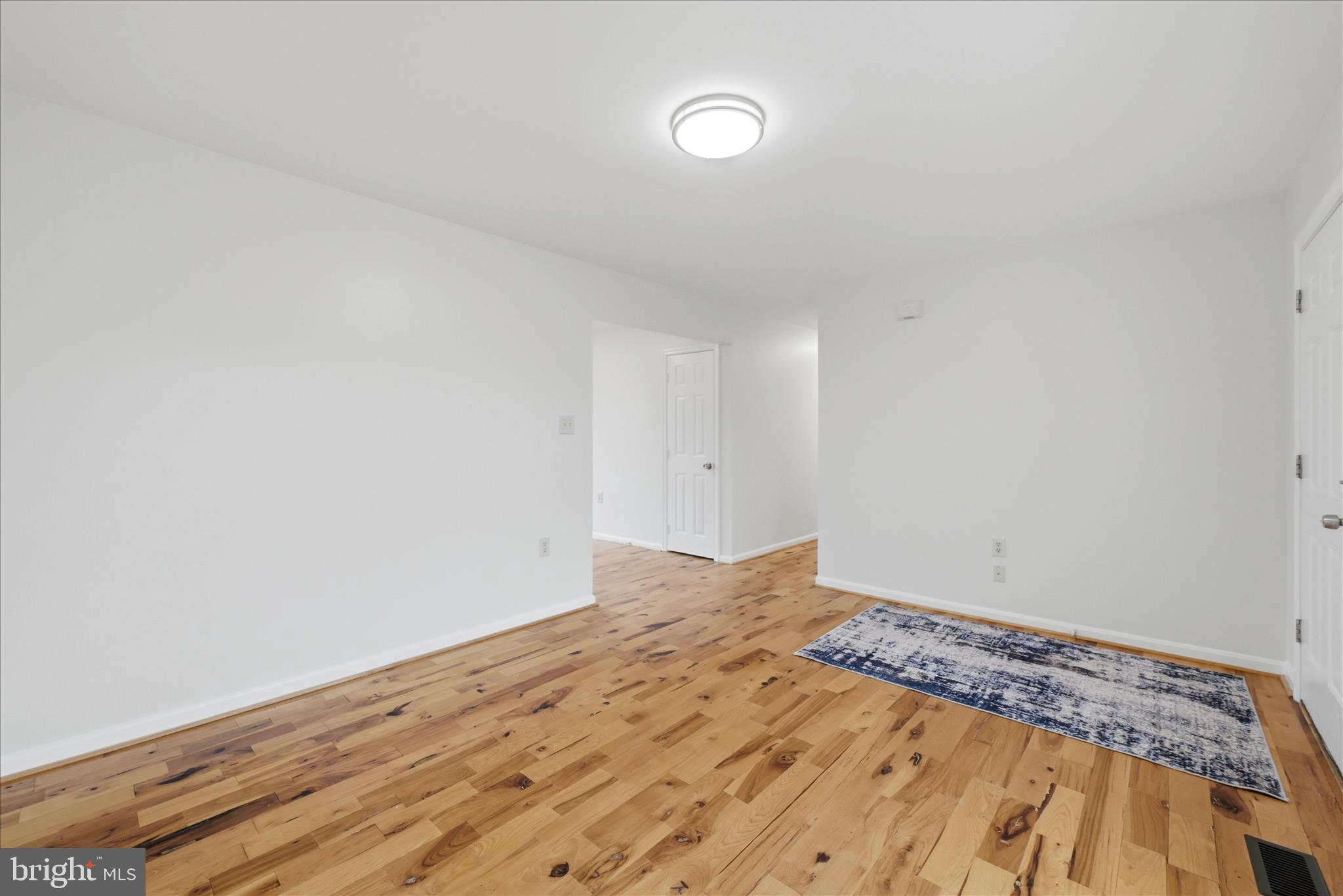 502 East 6th Avenue Ranson, WV 25438 - Photo 7 of 40 a view of room