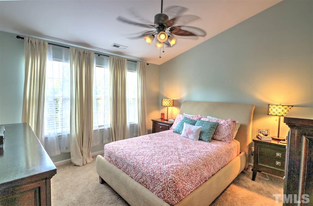 7885 Spungold Street Raleigh, NC 27617 - Photo 11 of 19