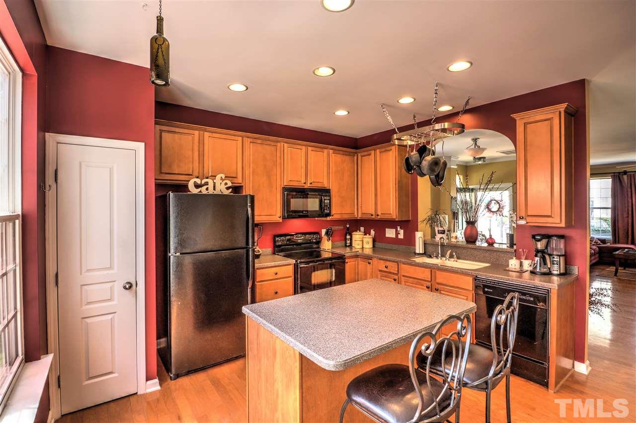 7885 Spungold Street Raleigh, NC 27617 - Photo 10 of 19