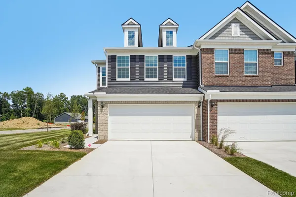 $399,990 | 4054 Nottingham Circle, Clarkston, MI 48346