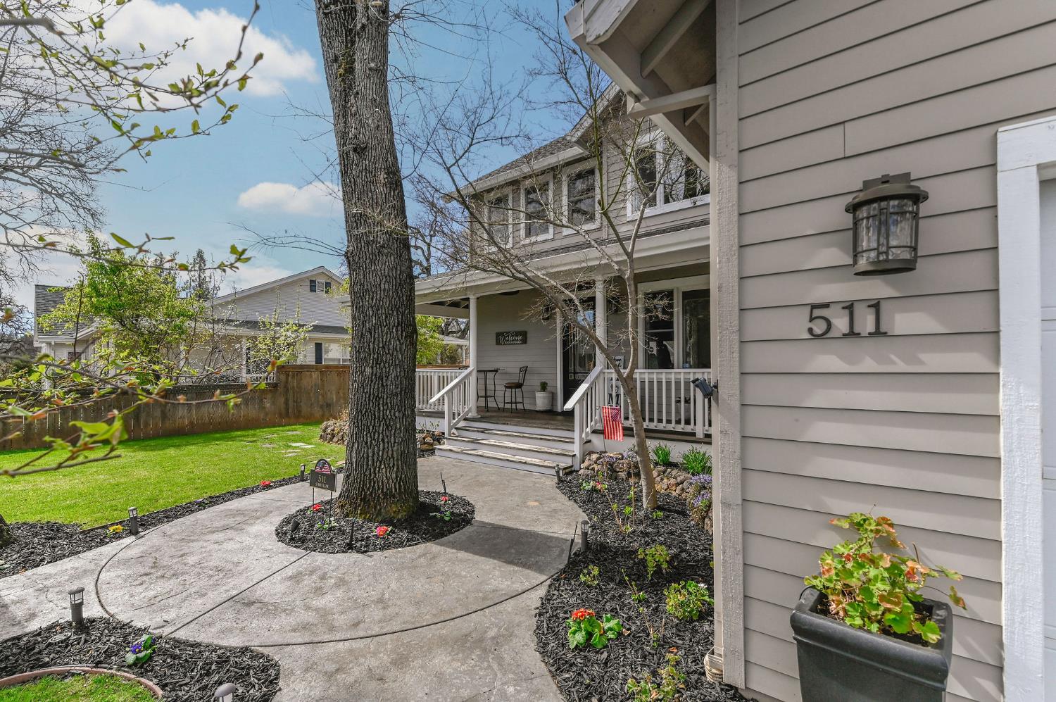 511 Surrey Lane Murphys, CA 95247 - Photo 4 of 97