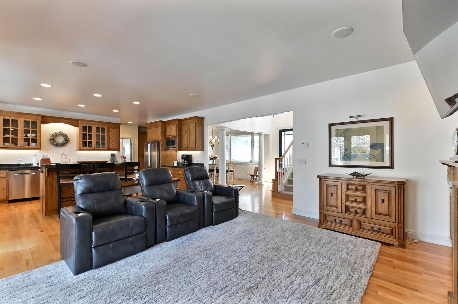 511 Surrey Lane Murphys, CA 95247 - Photo 7 of 97