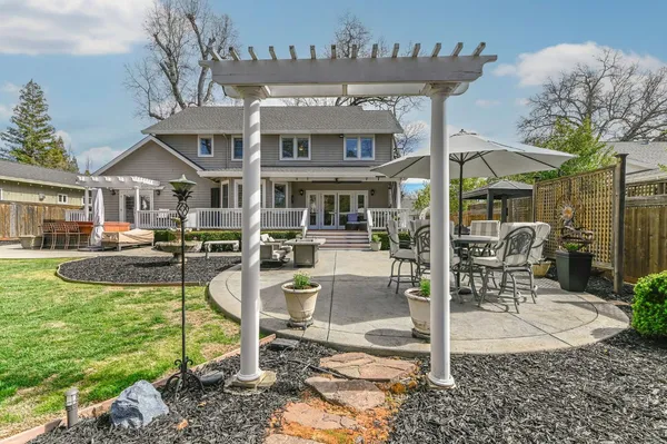 $1,075,000 | 511 Surrey Lane, Murphys, CA 95247