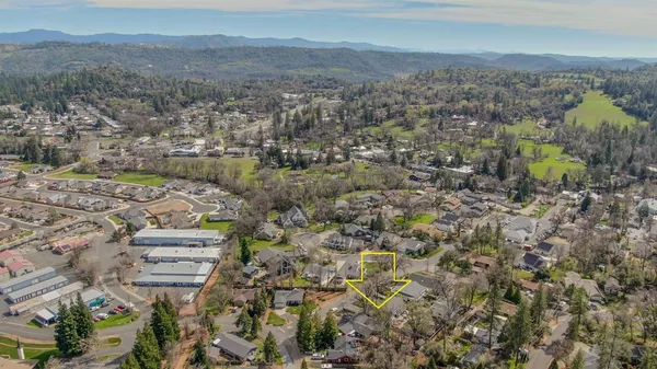 $1,075,000 | 511 Surrey Lane, Murphys, CA 95247