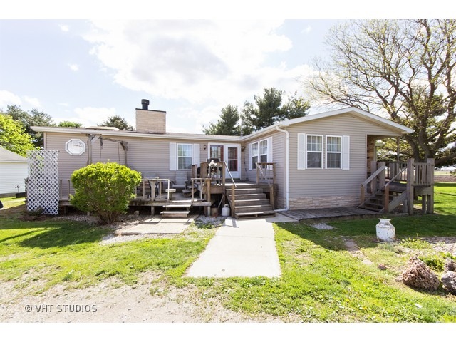 1726 North 26th Road Ottawa, IL 61350 - Photo 1 of 18