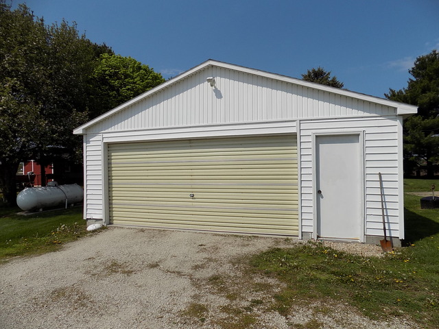 1726 North 26th Road Ottawa, IL 61350 - Photo 14 of 18