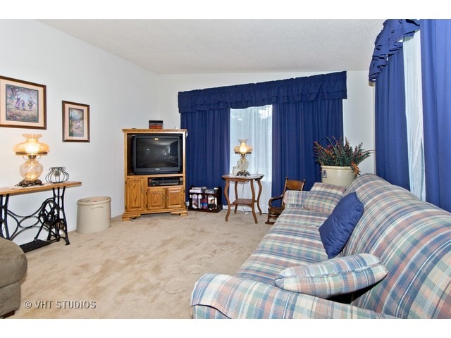 1726 North 26th Road Ottawa, IL 61350 - Photo 5 of 18