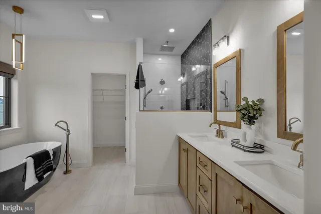 $822,925 | 2000 Rolling Meadow Road, Lebanon, PA 17046