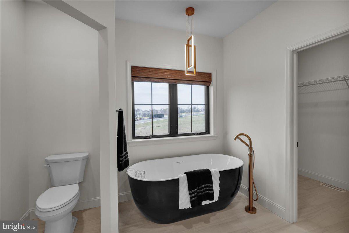 2000 Rolling Meadow Road Lebanon, PA 17046 - Photo 39 of 66 a bathroom with a toilet and a bathtub