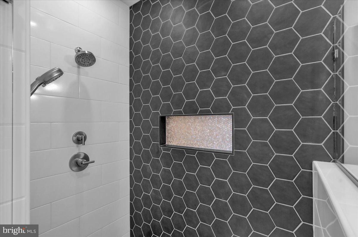 2000 Rolling Meadow Road Lebanon, PA 17046 - Photo 43 of 66 Copper Niche