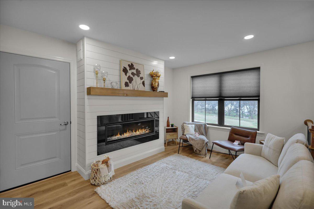 2000 Rolling Meadow Road Lebanon, PA 17046 - Photo 45 of 66 a living room with furniture and a fireplace