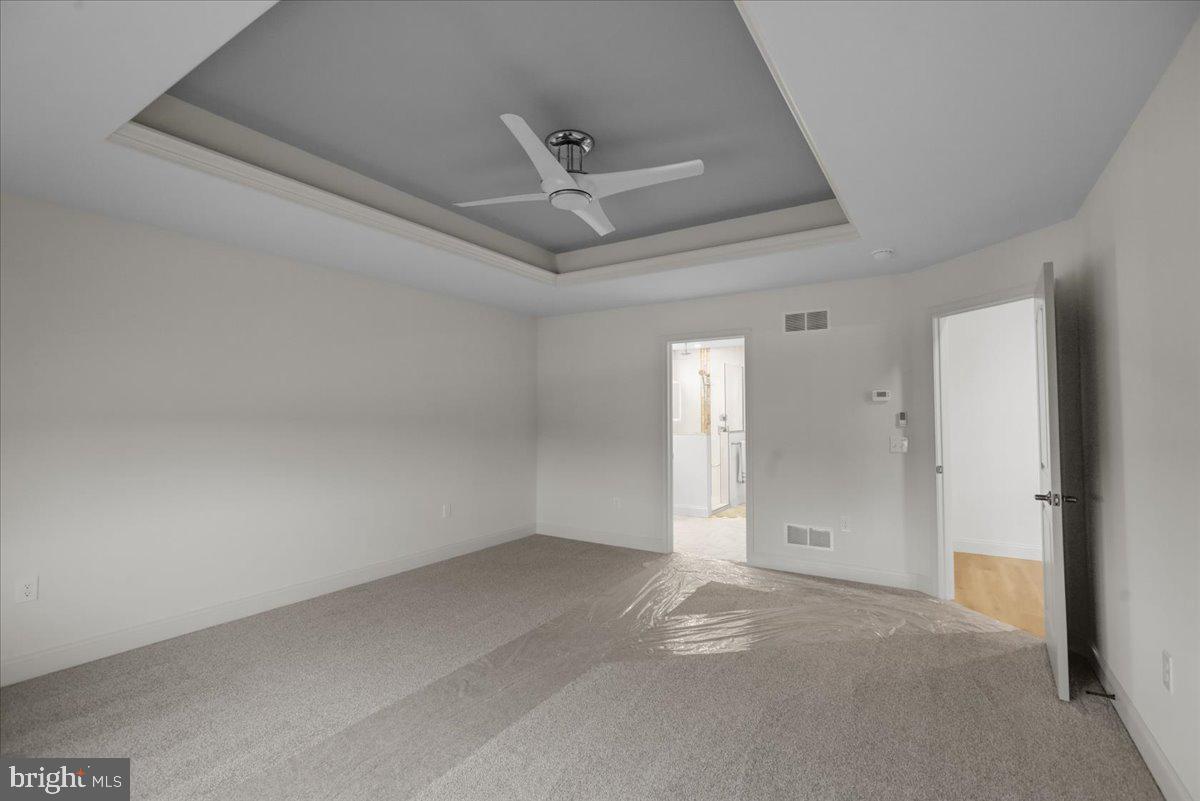 2000 Rolling Meadow Road Lebanon, PA 17046 - Photo 54 of 66 an empty room with a ceiling fan and window
