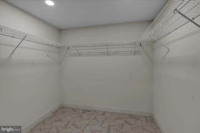 $822,925 | 2000 Rolling Meadow Road, Lebanon, PA 17046